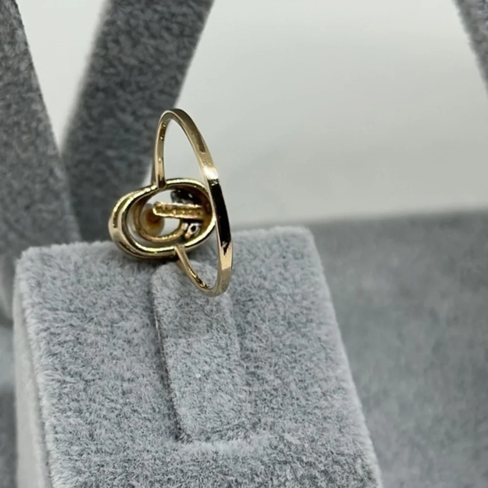 14k Diamonds Real emeralds ring with real solid gold real diamond real pearls